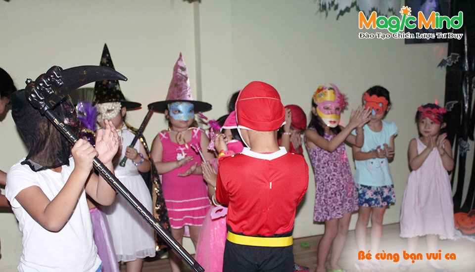 Magicmind-Le-hoi-Halloween3_1.jpg